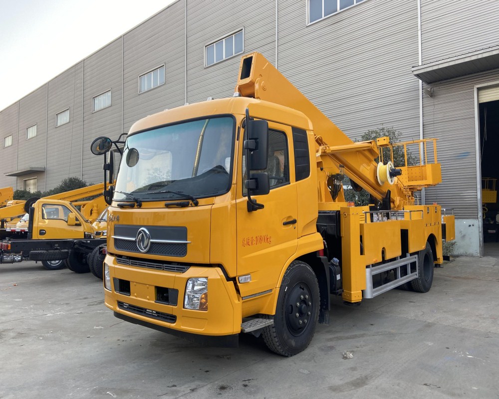 東風(fēng)天錦28-30米高空作業(yè)車