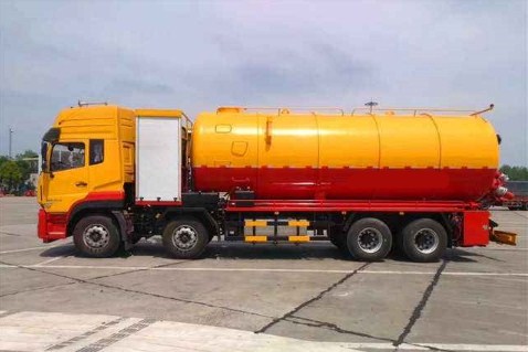 東風(fēng)天龍前四后八清洗吸污車(chē)